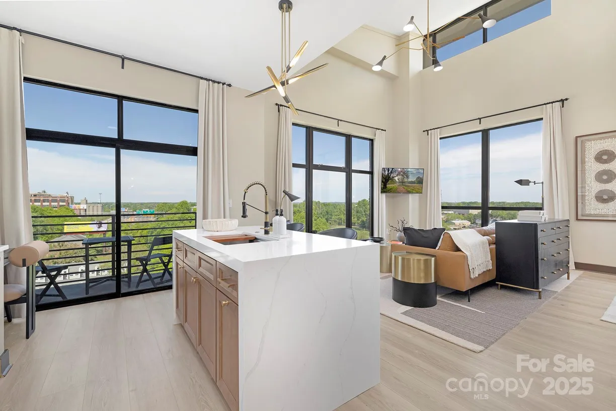 Charlotte Real Estate | View 715 N Church Street, 816 | 1 Bed, 1 Bath