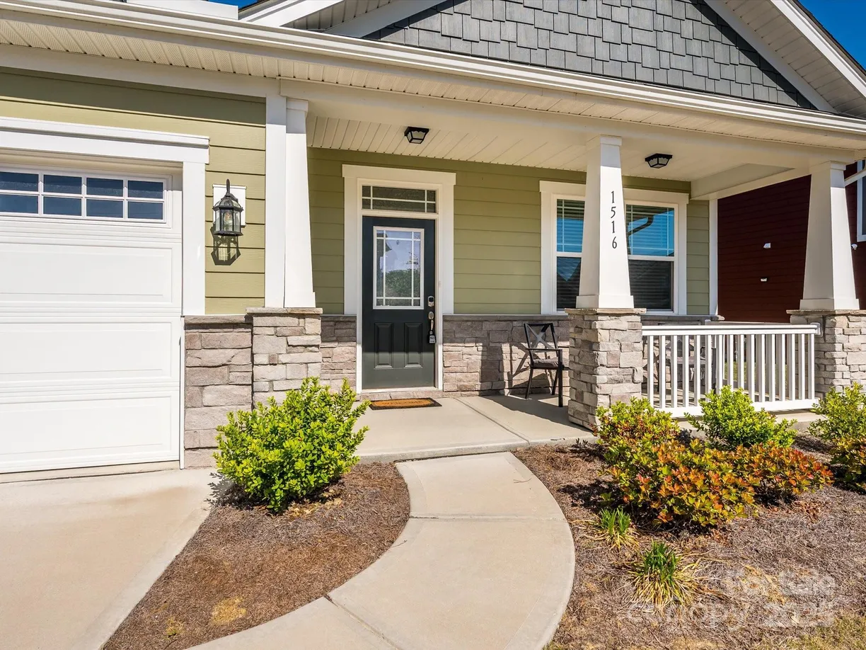 Charlotte Real Estate | View 1516 Laggan Lane | Listing