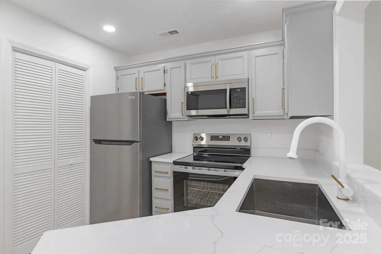 Charlotte Real Estate | View 6523 Clavell Lane, I | Listing