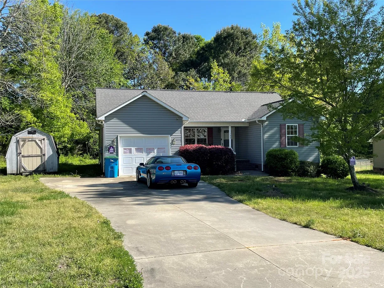 Charlotte Real Estate | View 135 Hazelwood Drive | 3 Beds, 2 Baths