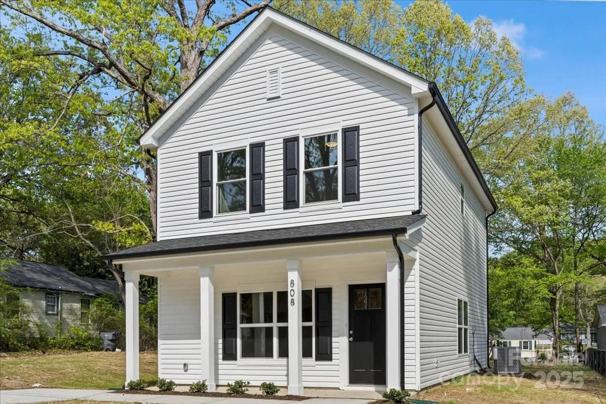 Charlotte Real Estate | View 808 Carolyn Avenue | Listing