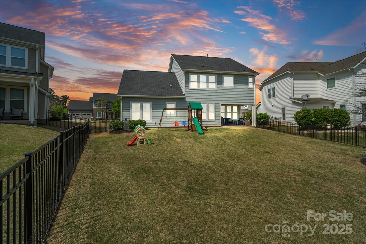 Charlotte Real Estate | View 660 Daventry Court, 35 | Listing