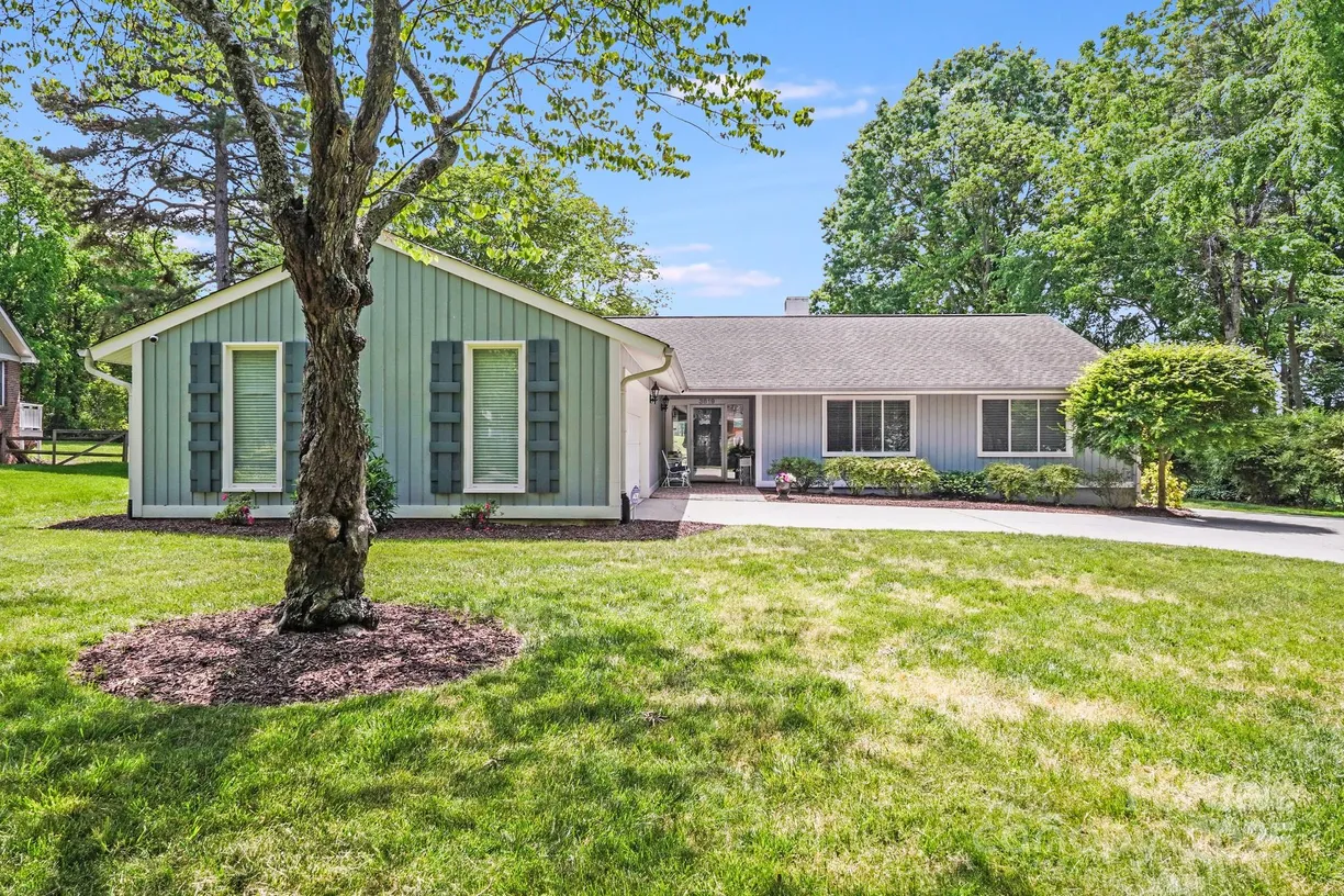 Charlotte Real Estate | View 3619 Chilham Place | 3 Beds, 2 Baths