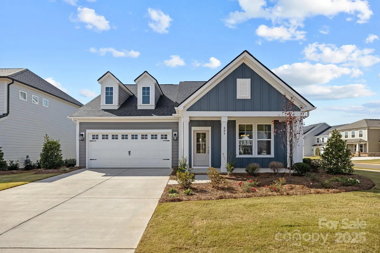 Charlotte Real Estate | View 124 Canary Lane, 7 | 3 Beds, 2 Baths