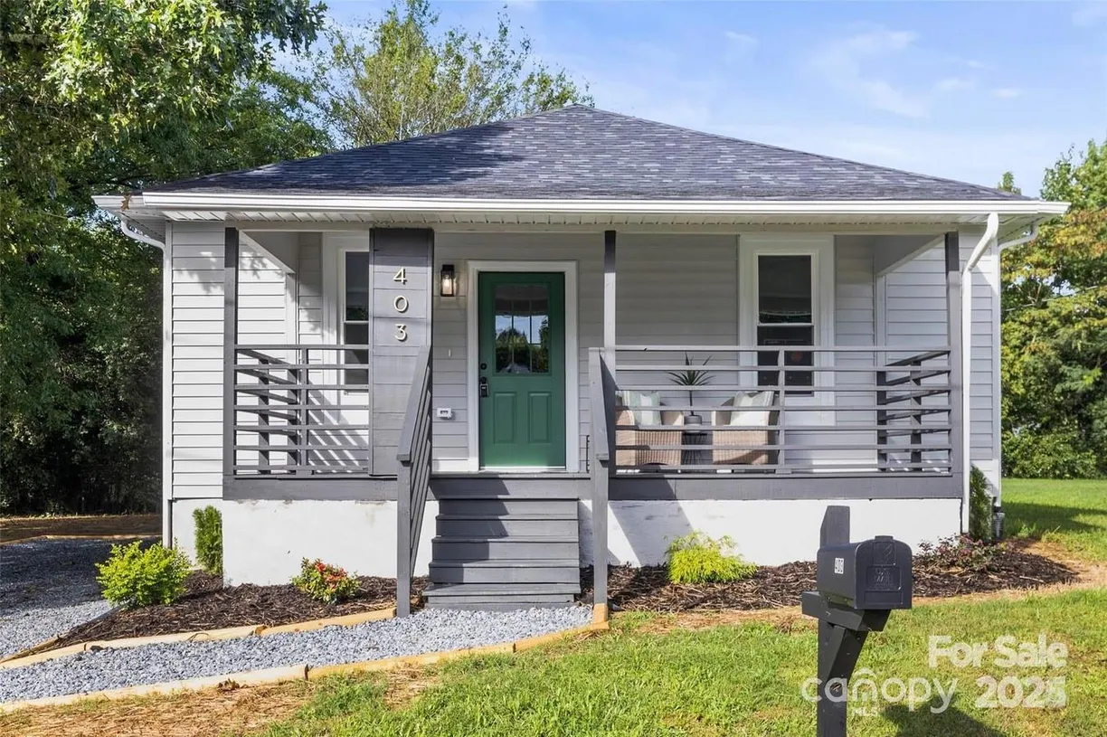 Charlotte Real Estate | View 403 Broad Street | 2 Beds, 1 Bath