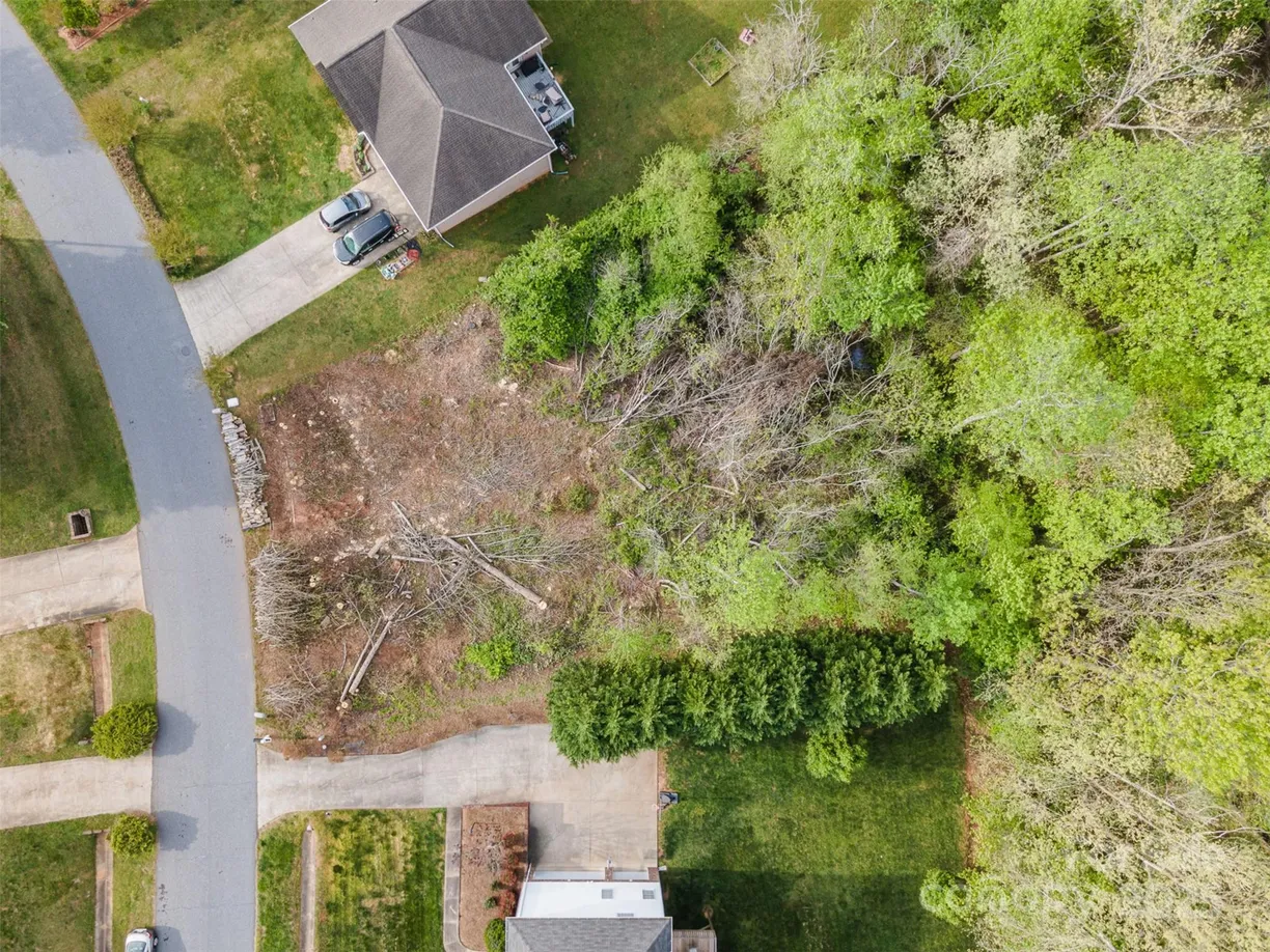 Charlotte Real Estate | View 1552 Indian Springs Drive