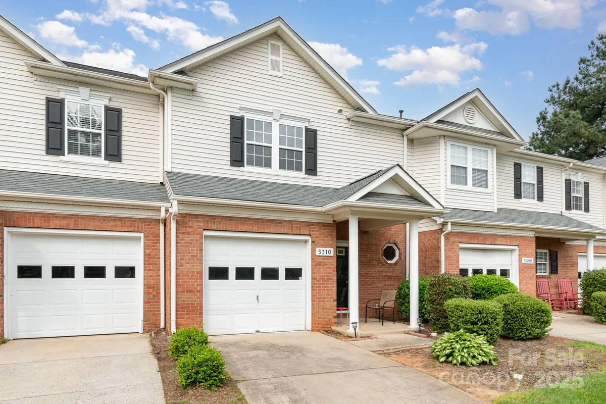 Charlotte Real Estate | View 5310 Waverly Lynn Lane | Listing