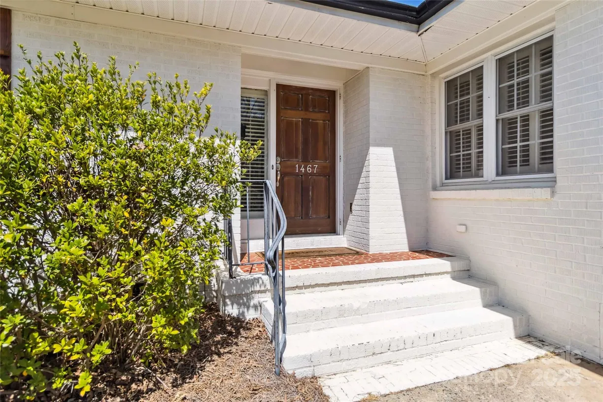 Charlotte Real Estate | View 1467 Alexander Road | Listing