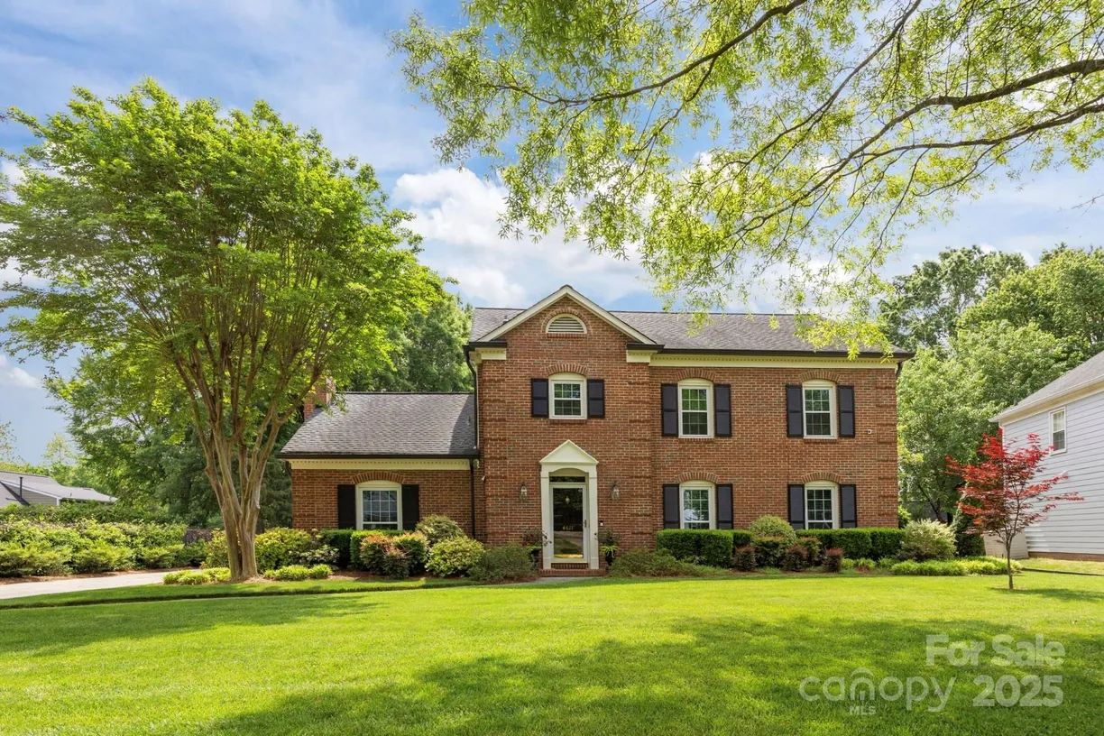 Charlotte Real Estate | View 4611 Cringle Court | 4 Beds, 2 Baths
