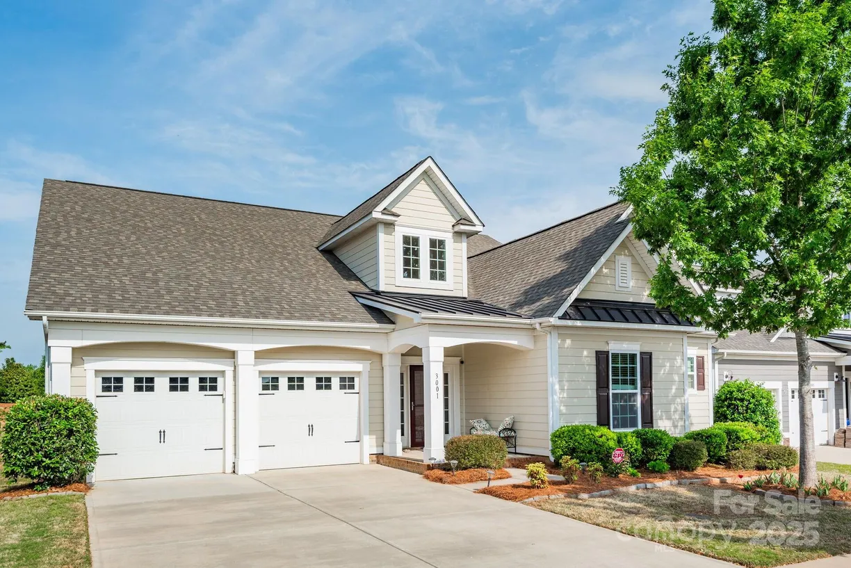 Charlotte Real Estate | View 3001 Henshaw Road | 5 Beds, 3 Baths