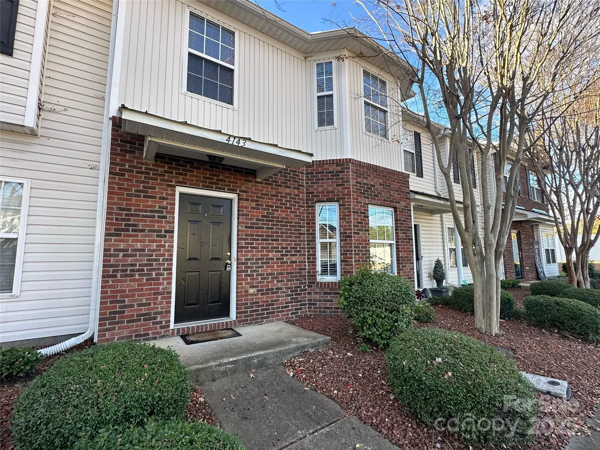 Charlotte Real Estate | View 4143 Kenton Glenn Court | 3 Beds, 2 Baths