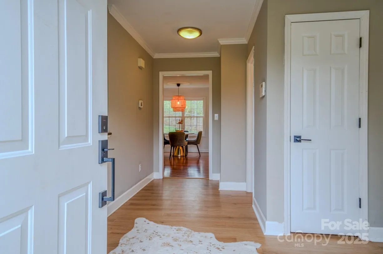 Charlotte Real Estate | View 13 Hampton Lane | Listing