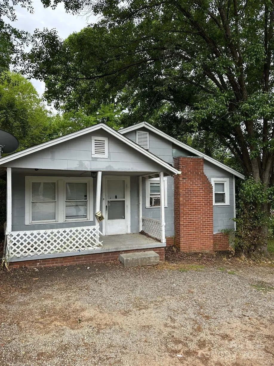 Charlotte Real Estate | View 1047 Ridge Avenue | 2 Beds, 1 Bath
