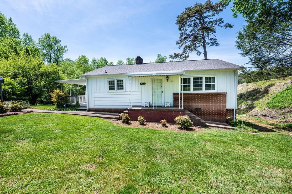 Charlotte Real Estate | View 930 39th Street | Listing