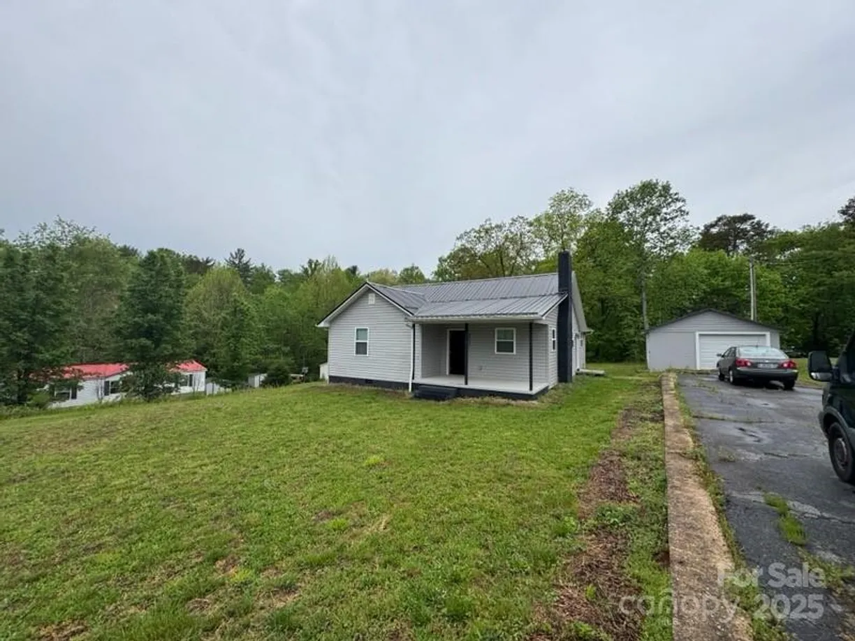Charlotte Real Estate | View 2342 Brookwood Drive | Listing