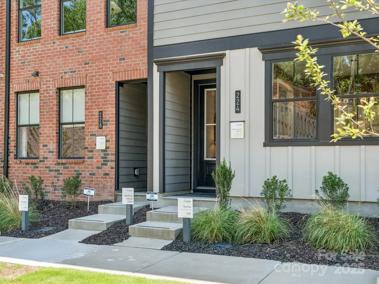 Charlotte Real Estate | View 411 Old Town Village Road | Listing