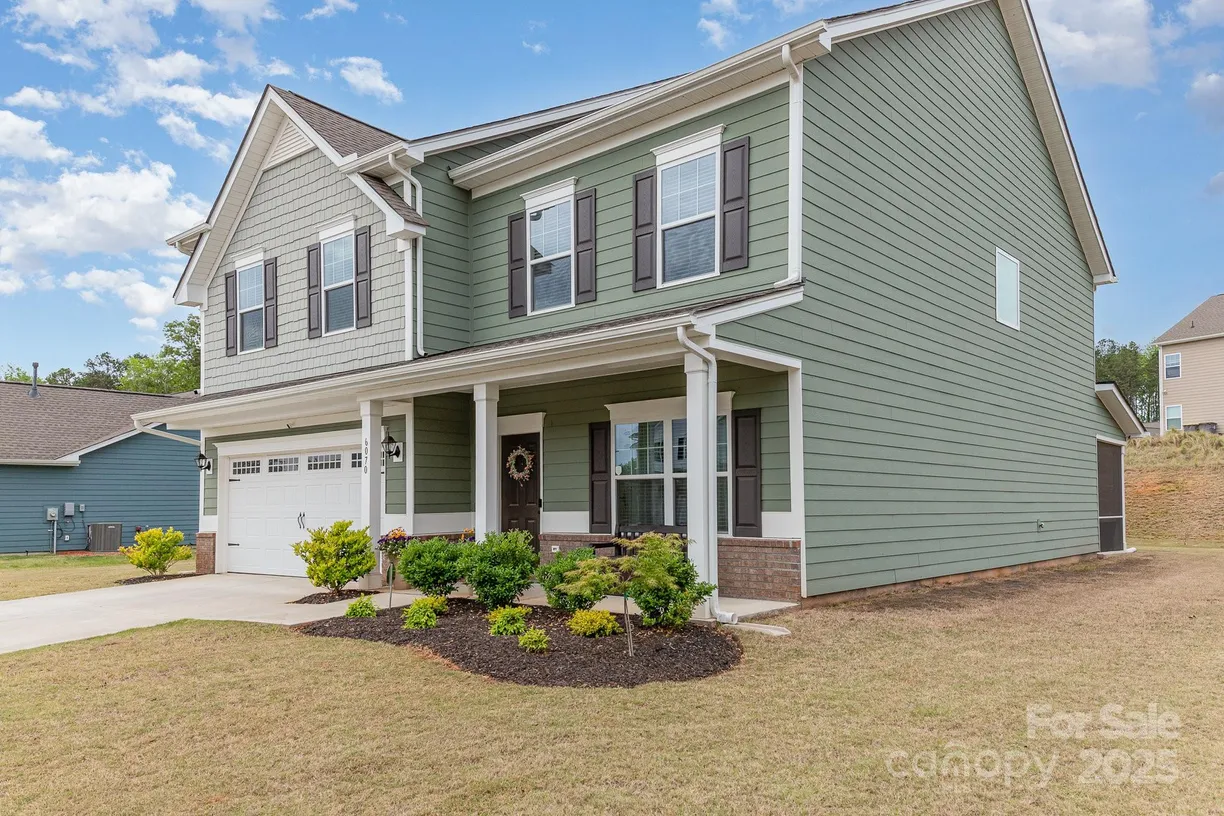 Charlotte Real Estate | View 6070 Trinity Crossing Circle | Listing