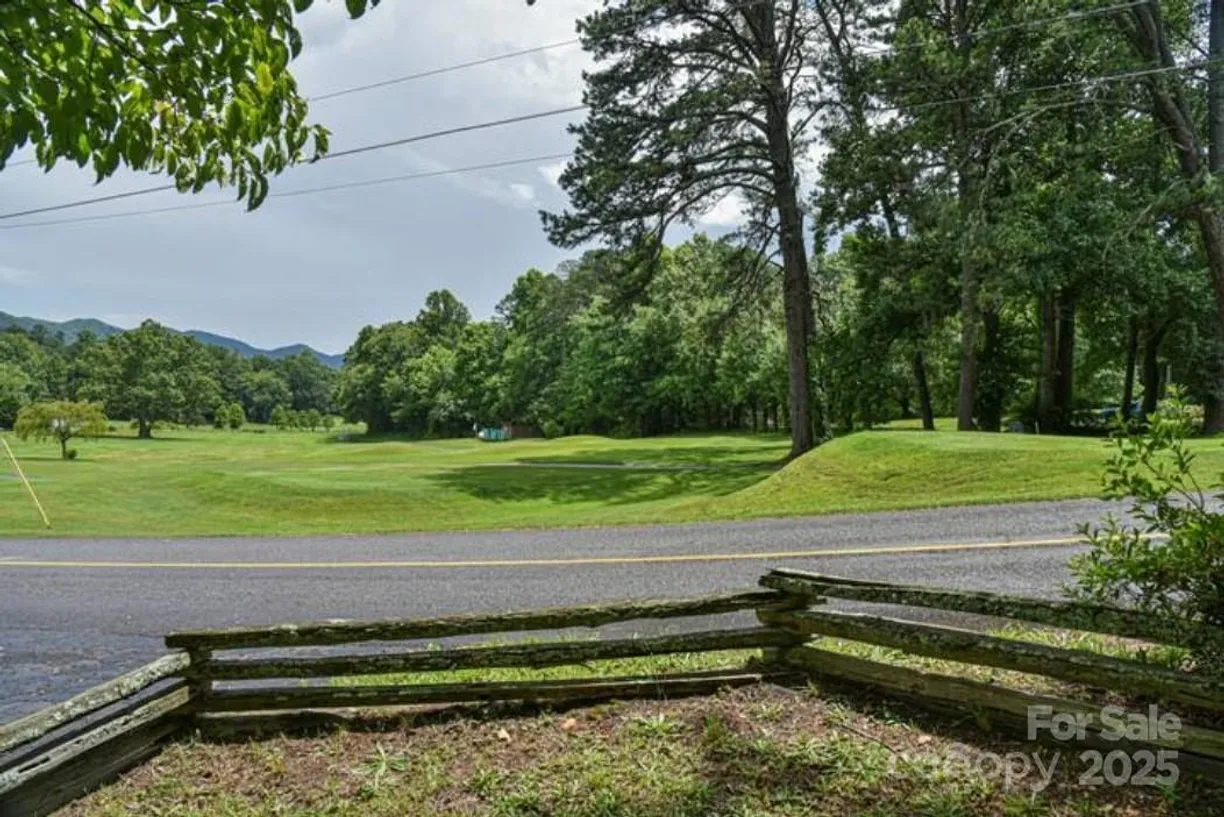 Charlotte Real Estate | View 716 9th Street | Listing