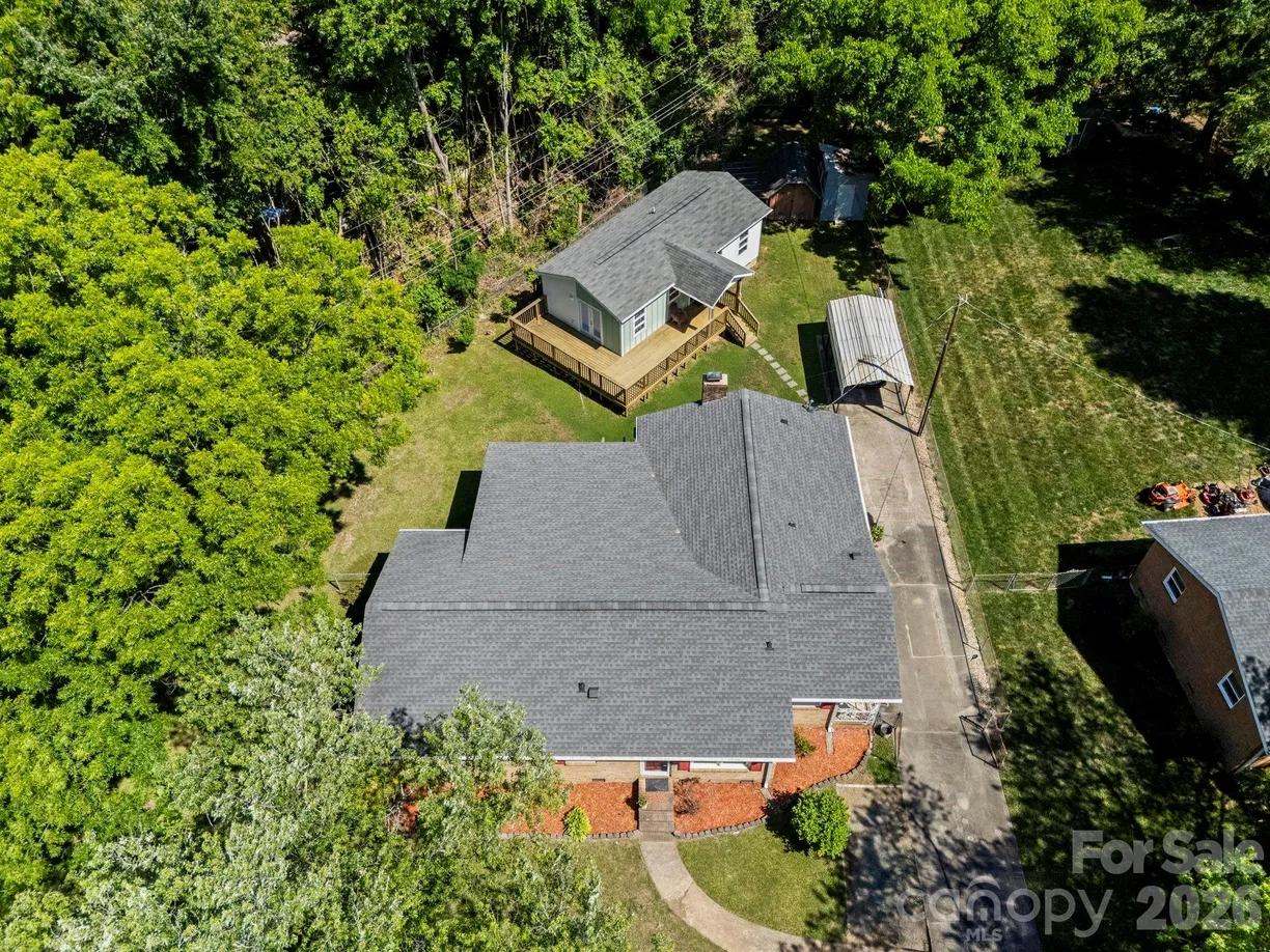 3326 Dunaire Drive, Charlotte, NC 28205 Property for sale