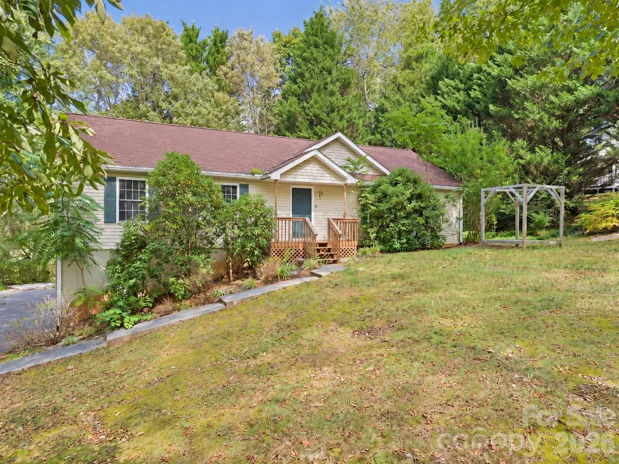 23 Rolling Hill Drive, Asheville, NC 28806 Property for sale