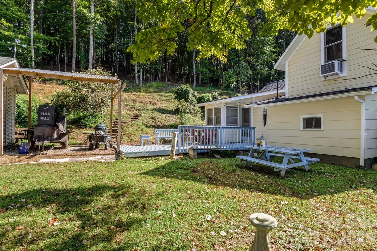 650 Carson Creek Road, Lowgap, NC 27024 Property for sale