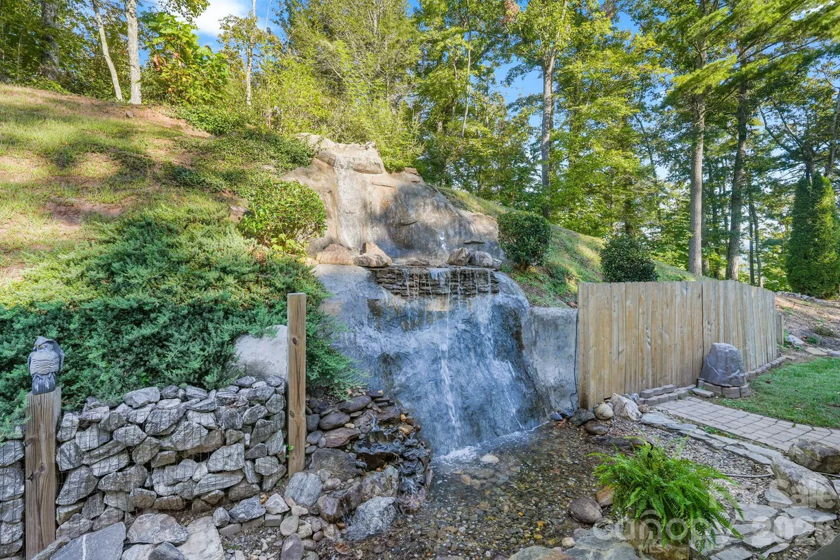 2641 Blowing Rock Boulevard, Lenoir, NC 28645 Property for sale