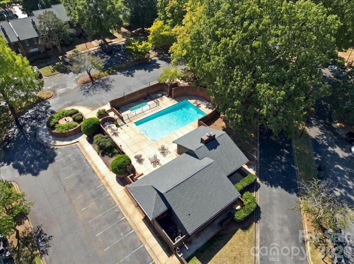5805 Sharon Road #E, Charlotte, NC 28210 Property for sale