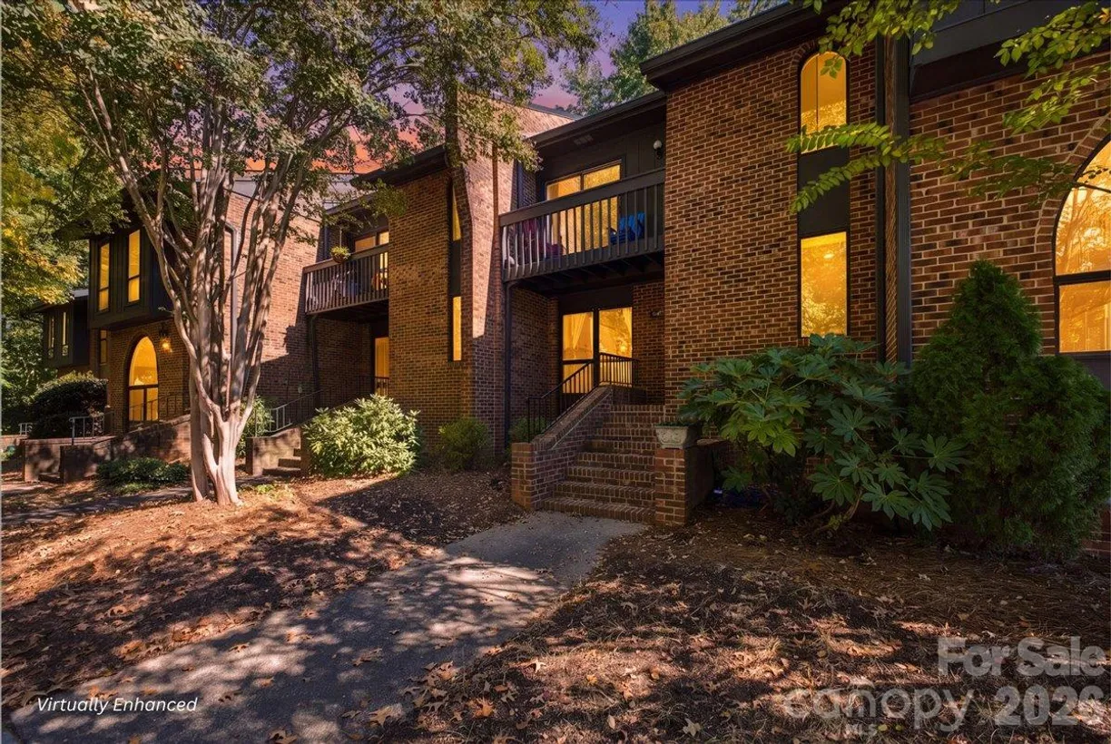 5805 Sharon Road #E, Charlotte, NC 28210 Property for sale