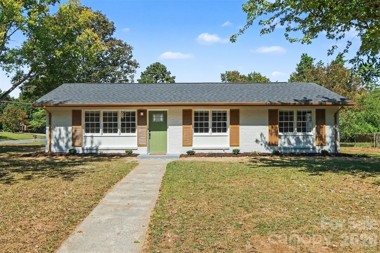 3801 Hillock Court, Charlotte, NC 28215 Property for sale