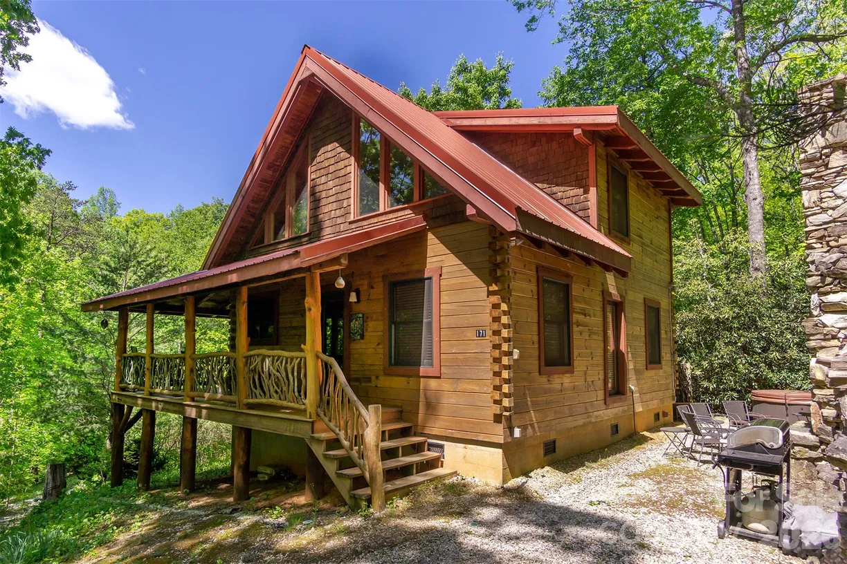 171 Camp Elliott Road, Black Mountain, NC 28711 Property for sale