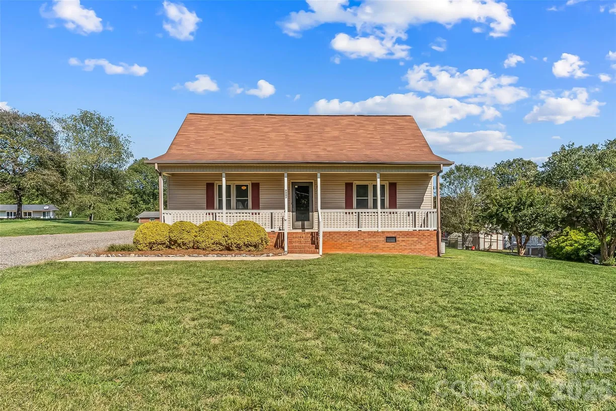 2207 Beauty Street Beauty Street, Statesville, NC 28625 Property for sale