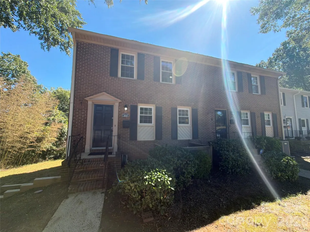 1810 Sabrina Court, Charlotte, NC 28210 Property for sale