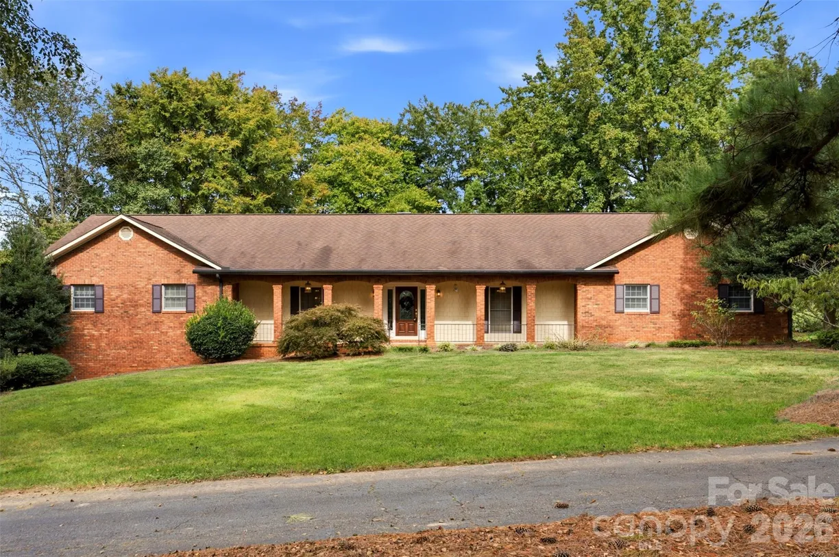3121 Oakmont Road, Statesville, NC 28625 Property for sale