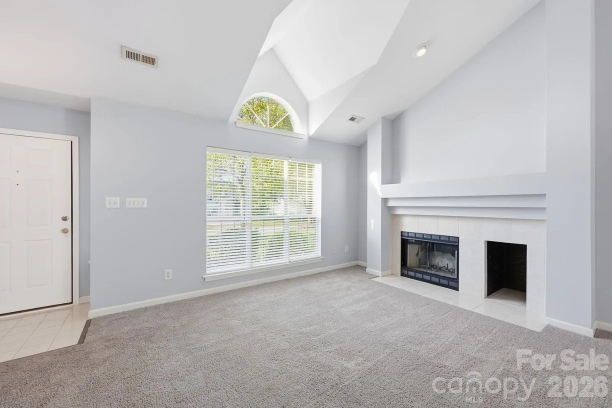 4000 Huntmeadow Drive, Charlotte, NC 28269 Property for sale