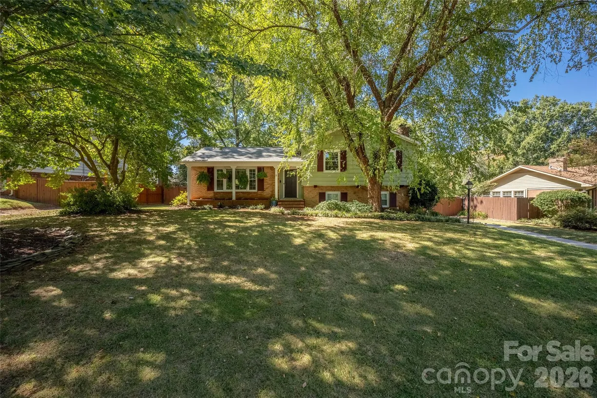 1912 Wedgedale Drive, Charlotte, NC 28210 Property for sale
