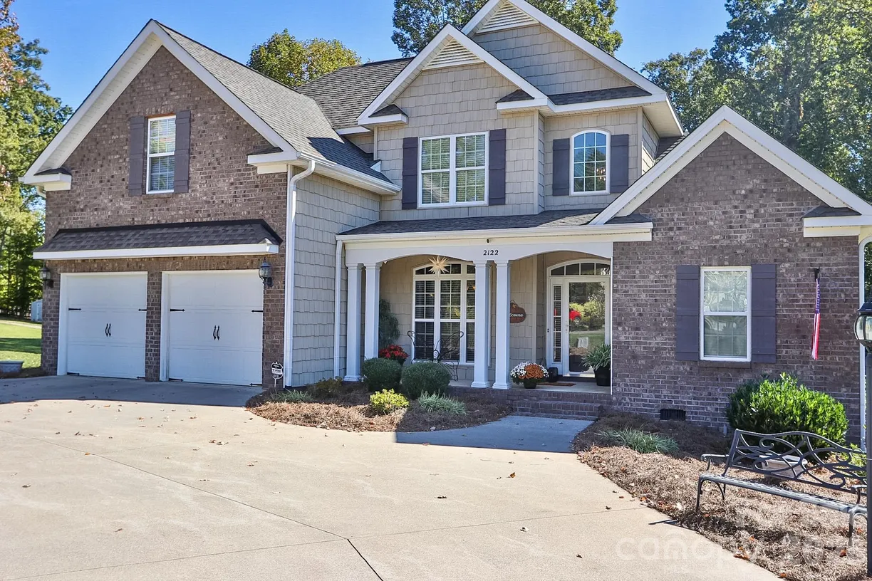 2122 Walnut Crossing Run, Yadkinville, NC 27055 Property for sale