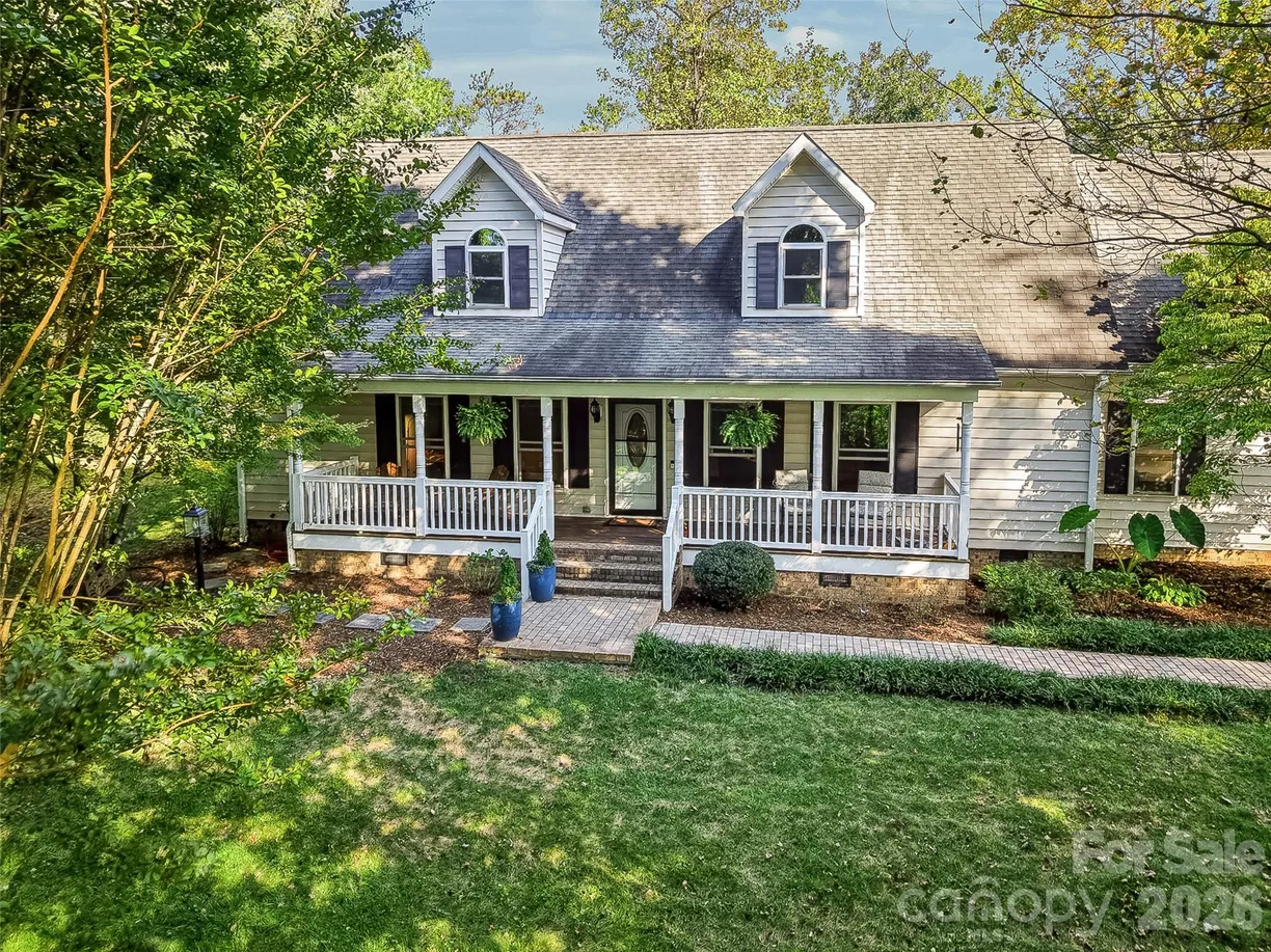 2122 N Rugby Road, Hendersonville, NC 28791 Property for sale