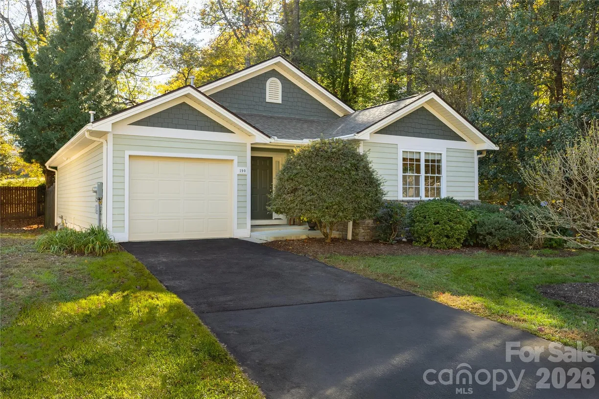 190 Fairway View Drive, Etowah, NC 28729 Property for sale