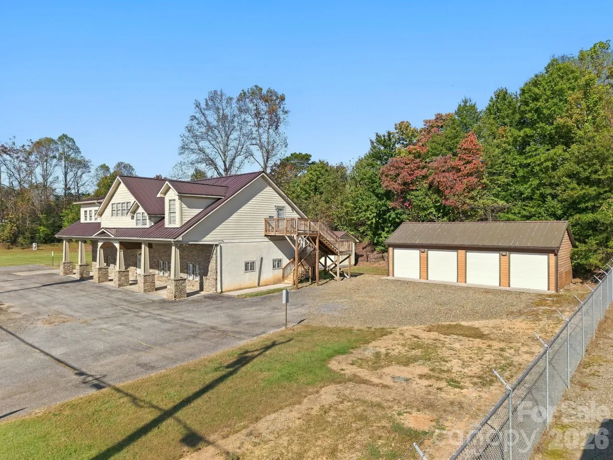 6810 Us Highway 421 Highway, Wilkesboro, NC 28697 Property for sale