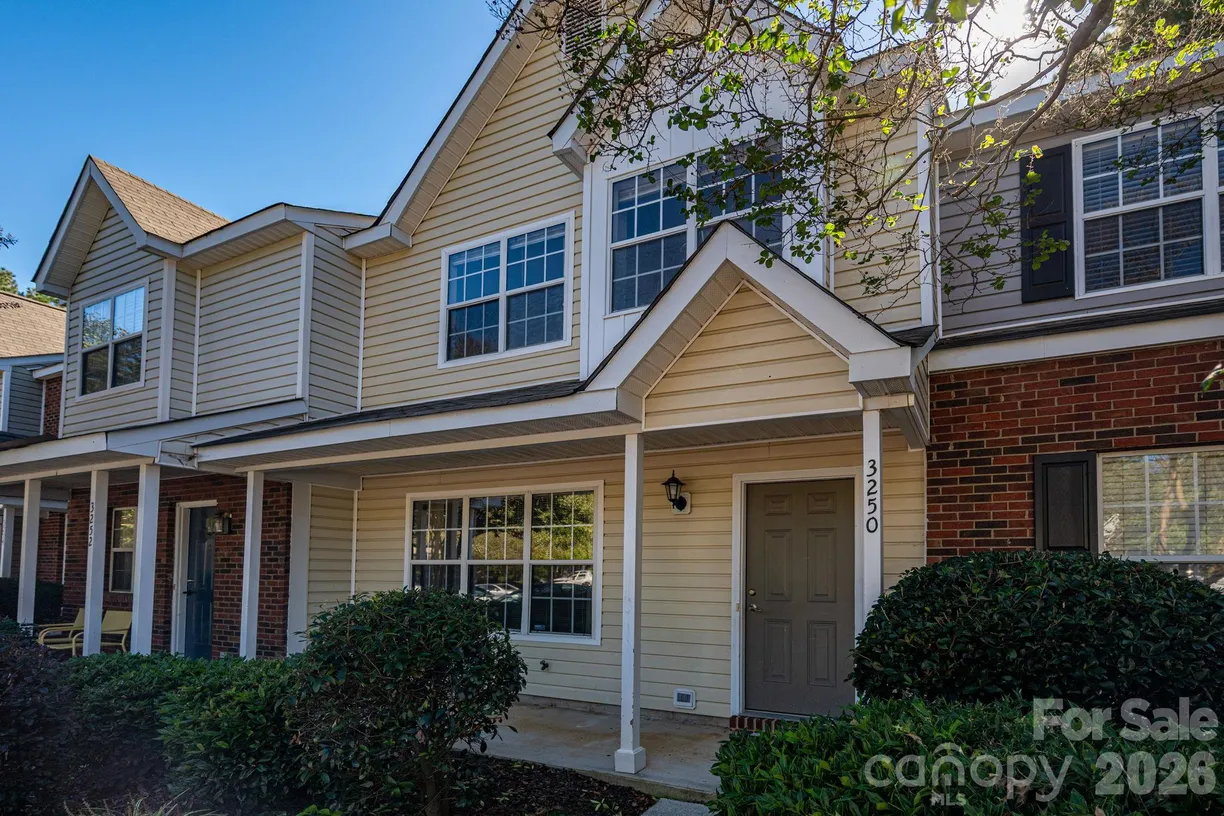 3250 Summercroft Loop, Charlotte, NC 28269 Property for sale