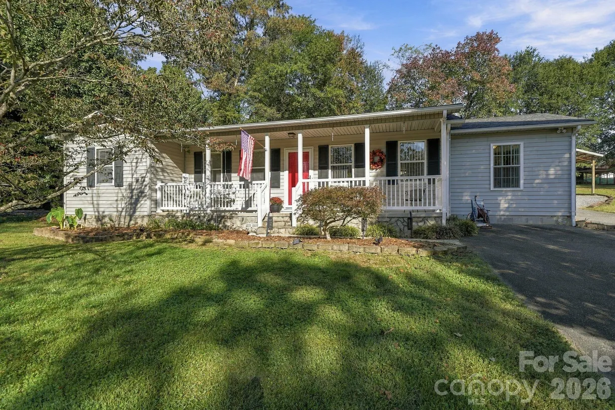 1295 Creekwood Drive, Morganton, NC 28655 Property for sale