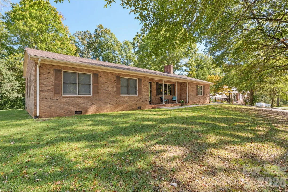 206 Bleynat Street, Valdese, NC 28690 Property for sale