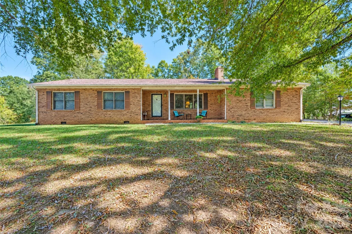 206 Bleynat Street, Valdese, NC 28690 Property for sale
