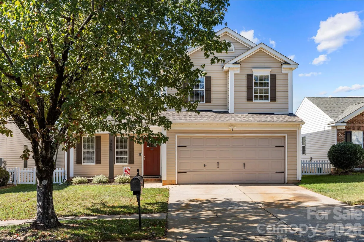 7909 Paper Birch Road, Charlotte, NC 28215 Property for sale