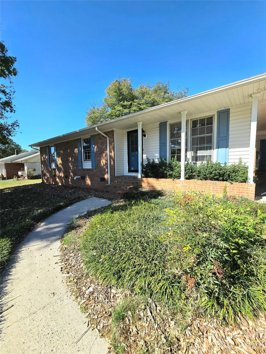 112 Wendover Drive, Lincolnton, NC 28092 Property for sale