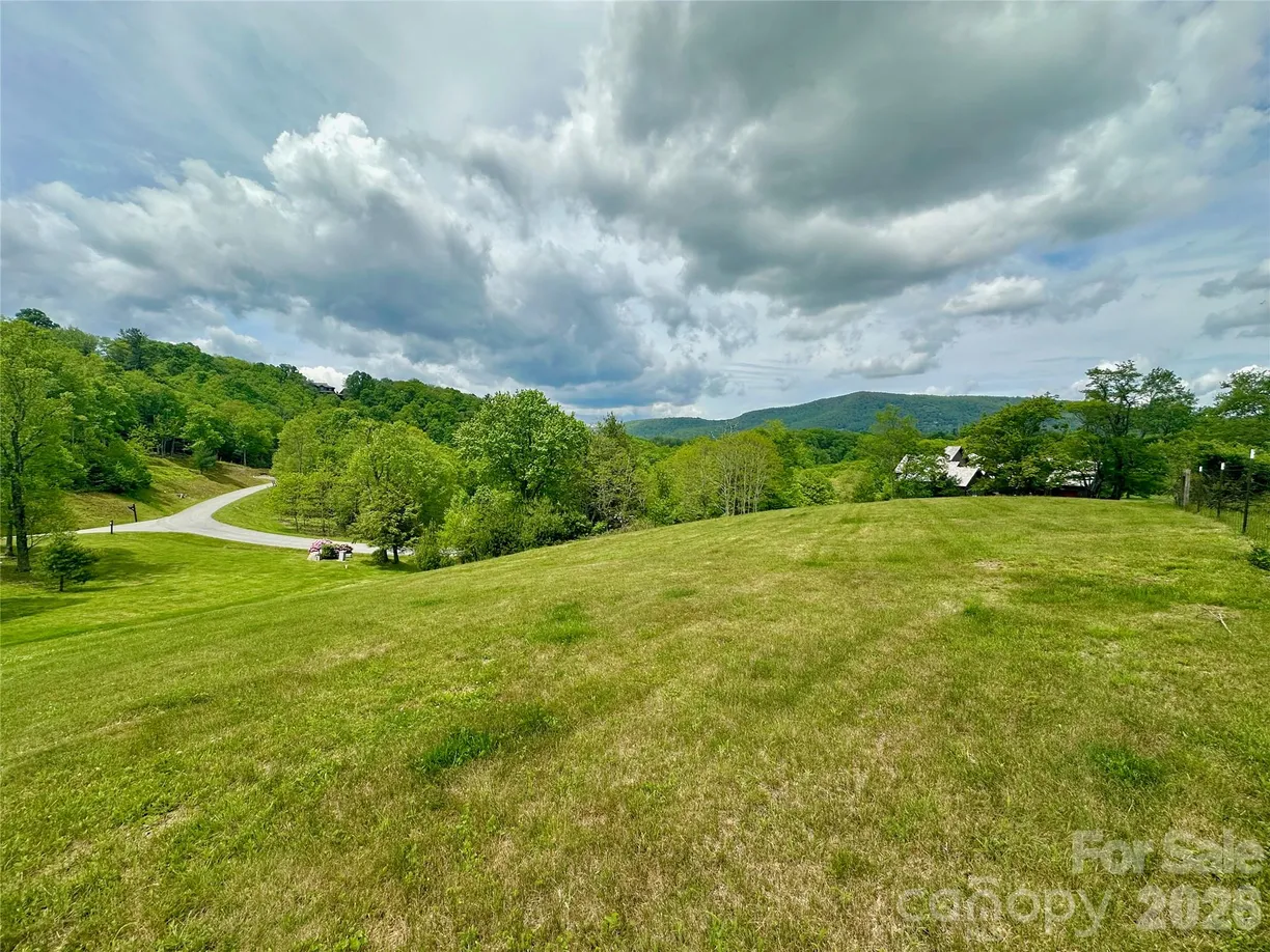 #203 Thunderhill Trail #203, Blowing Rock, NC 28605 Property for sale