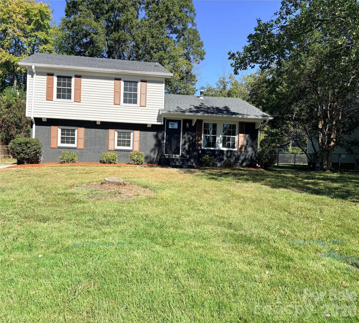 9926 Rockmeadow Drive, Charlotte, NC 28216 Property for sale