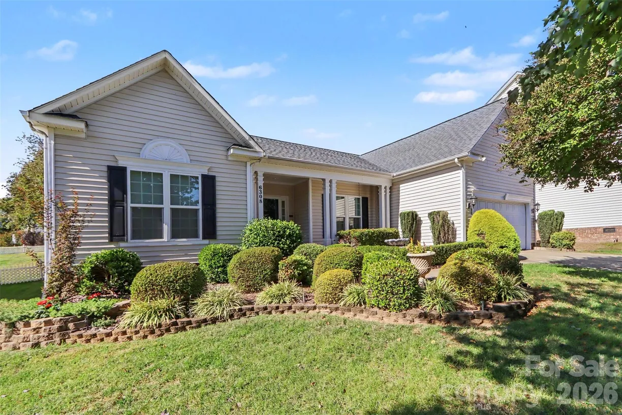 6308 Creek Breeze Road, Charlotte, NC 28269 Property for sale