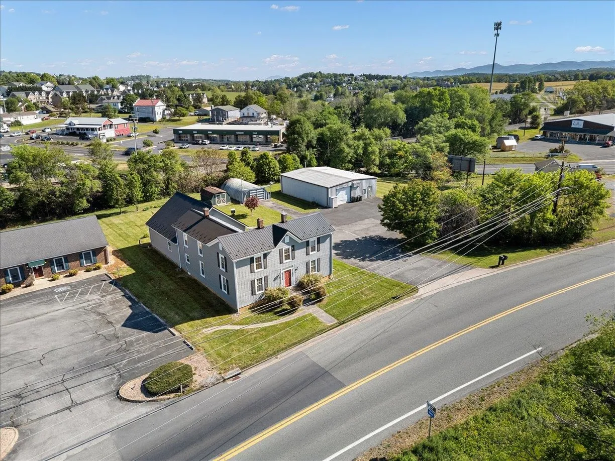 35 TINKLING SPRING RD, Fishersville, VA 22939 Property for sale