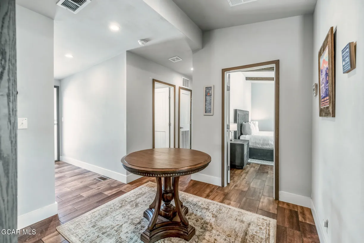 Denver Real Estate | View 1051 Summit Trail V02 | Listing